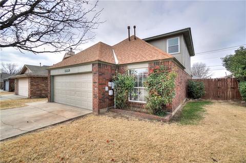 2137 Lakecrest Dr, Moore, OK 73170 photo 3