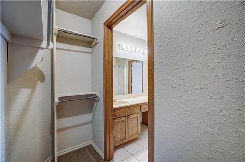 2137 Lakecrest Dr, Moore, OK 73170 photo 30