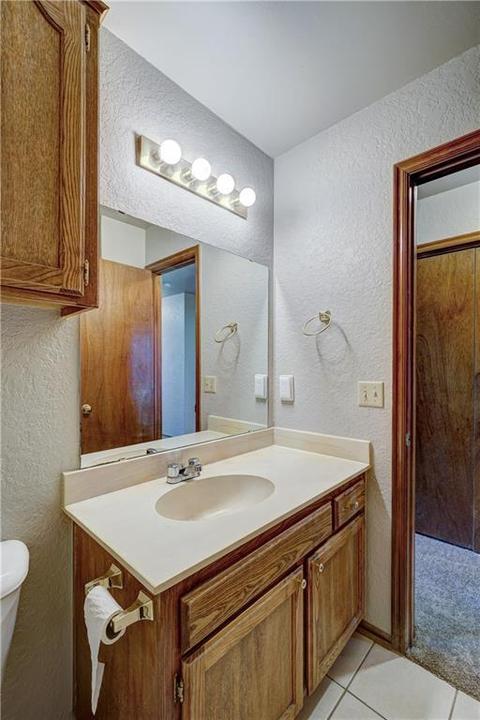 2137 Lakecrest Dr, Moore, OK 73170 photo 21