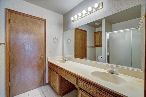 2137 Lakecrest Dr, Moore, OK 73170 photo 26