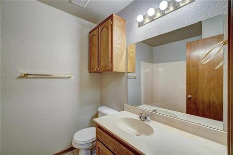 2137 Lakecrest Dr, Moore, OK 73170 photo 19