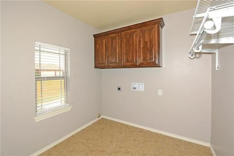 1789 Preakness, Guthrie, OK 73044 photo 18