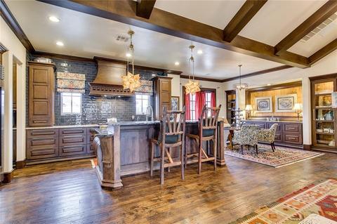 2425 Nay Circle Cir, Edmond, OK 73034 photo 3