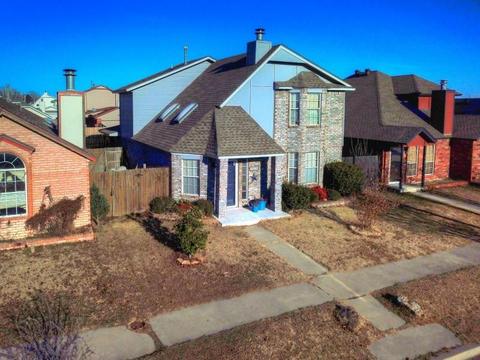 1513 Westmore, Moore, OK 73170 photo 2