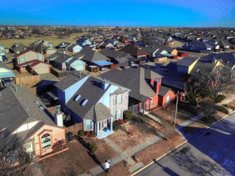 1513 Westmore, Moore, OK 73170 photo 3
