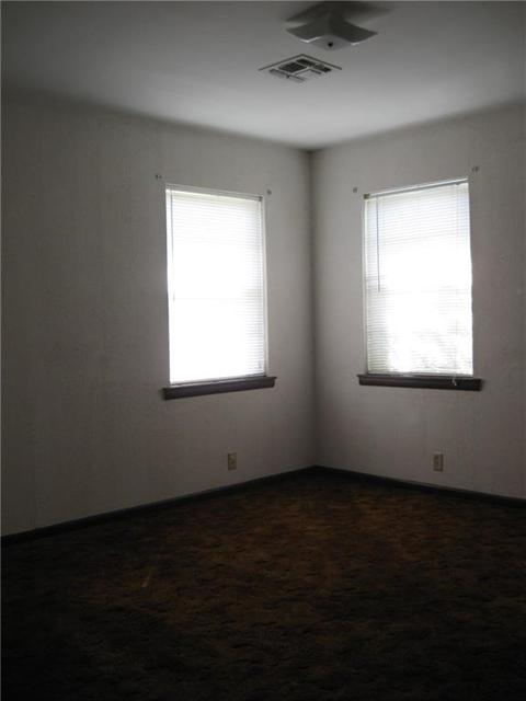 1089 Elk, Altus, OK 73521 photo 9