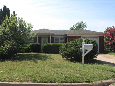 1089 Elk, Altus, OK 73521 photo 1