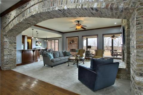 4513 Moorgate Dr, Norman, OK 73072 photo 2