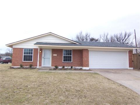 2101 N Divis St, Bethany, OK 73008 photo 1
