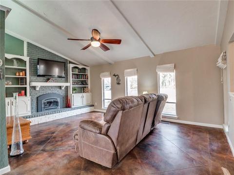 4024 E Waterloo Rd, Edmond, OK 73034 photo 9