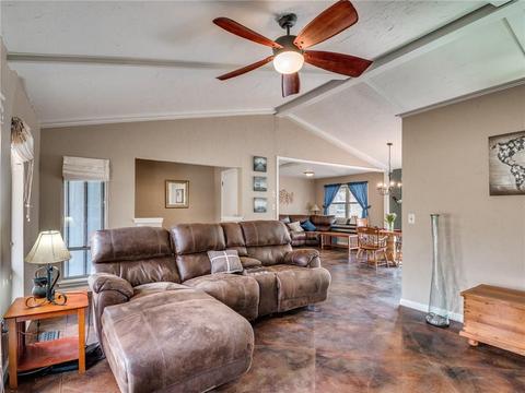4024 E Waterloo Rd, Edmond, OK 73034 photo 8