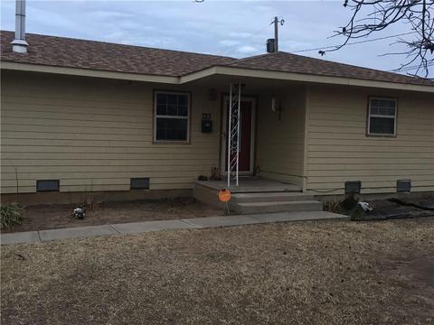 723 8th, Snyder, OK 73566 photo 2