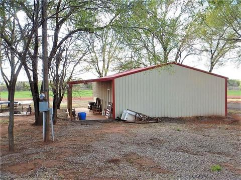 202 E Higgins, Cheyenne, OK 73628 photo 15