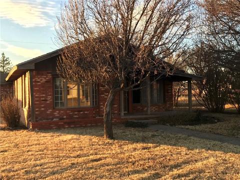 207 S Mayer, Willow, OK 73673 photo 1