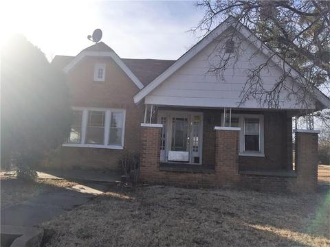 1008 N Kickapoo Ave, Shawnee, OK 74801 photo 1
