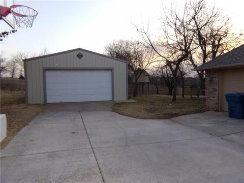 4008 Stardust Ln, Tuttle, OK 73089 photo 4