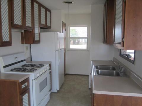504 Mercury, Altus, OK 73521 photo 3