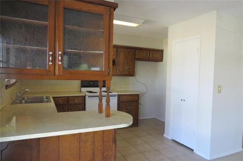 524 Donna Ln, Prague, OK 74864 photo 5