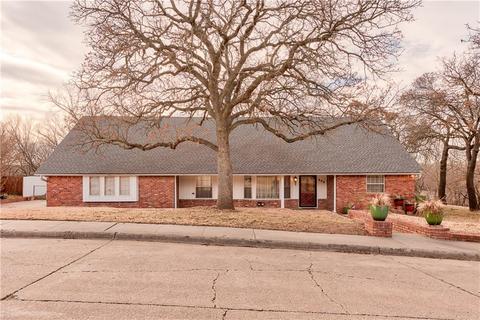 800 E 11th St, Edmond, OK 73034 photo 3