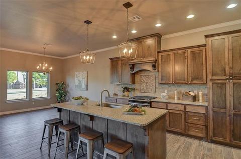 406 Windsor Ln, Tuttle, OK 73089 photo 3