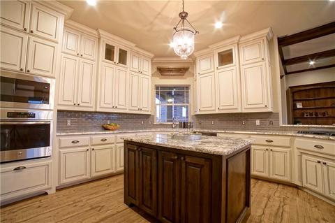 730 Logan Ct, Tuttle, OK 73089 photo 4