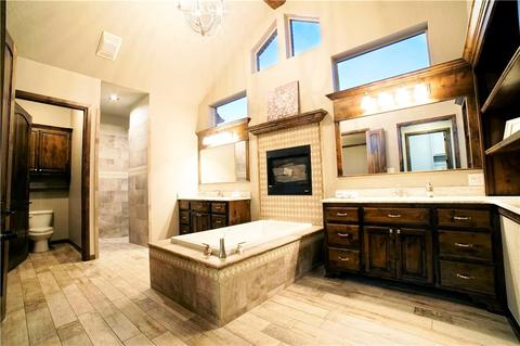 730 Logan Ct, Tuttle, OK 73089 photo 7
