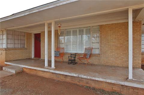 302 S Main, Alex, OK 73002 photo 2