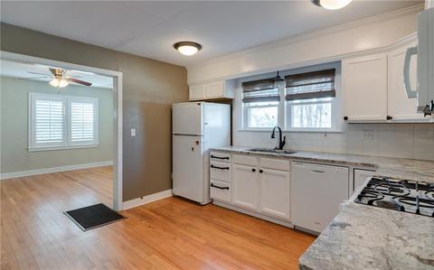 206 SW 3rd St, Tuttle, OK 73089 photo 5