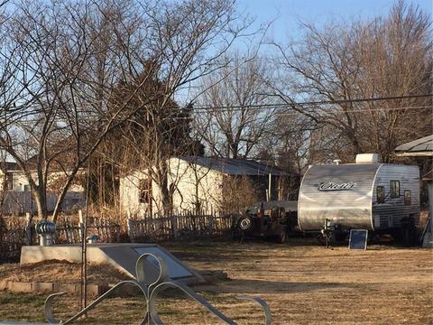 519 E 2nd, Stroud, OK 74079 photo 8