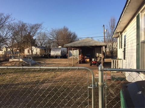 519 E 2nd, Stroud, OK 74079 photo 9