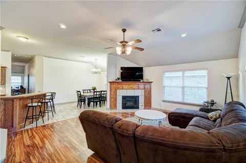 1708 Dorothy Dr, Moore, OK 73170 photo 4