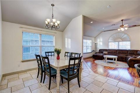 1708 Dorothy Dr, Moore, OK 73170 photo 9