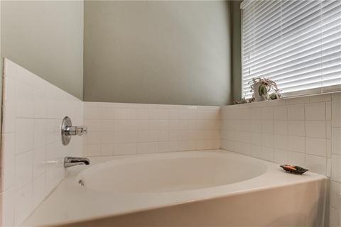 4100 Goshawk Dr, Norman, OK 73072 photo 32