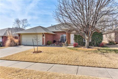 4100 Goshawk Dr, Norman, OK 73072 photo 2