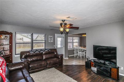 209 Harrogate Dr, Yukon, OK 73099 photo 3