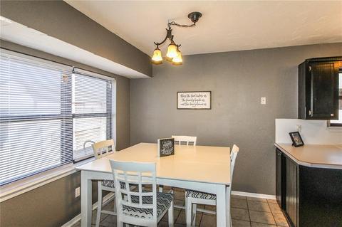 209 Harrogate Dr, Yukon, OK 73099 photo 4