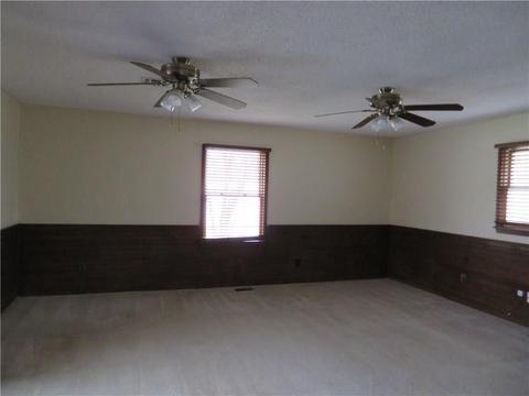 Undisclosed, Moore, OK 73170 photo 4