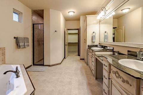 704 Ryan Rd, Moore, OK 73160 photo 5