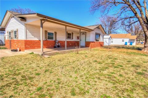103 SE 2nd St, Tuttle, OK 73089 photo 1