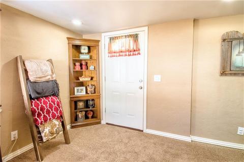 103 SE 2nd St, Tuttle, OK 73089 photo 6