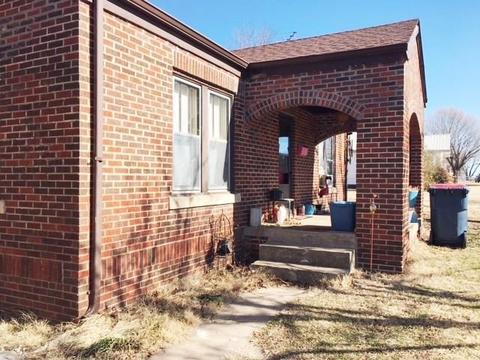 112 S Thompson, Cushing, OK 74023 photo 15