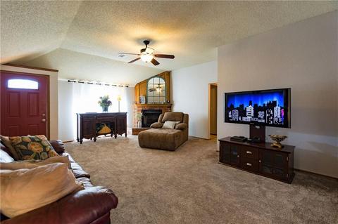 2134 Westmore, Moore, OK 73170 photo 3