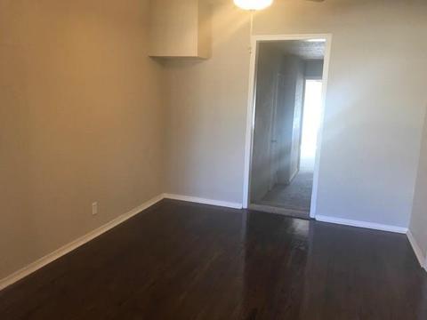 812 E Sycamore Ave, Altus, OK 73521 photo 9