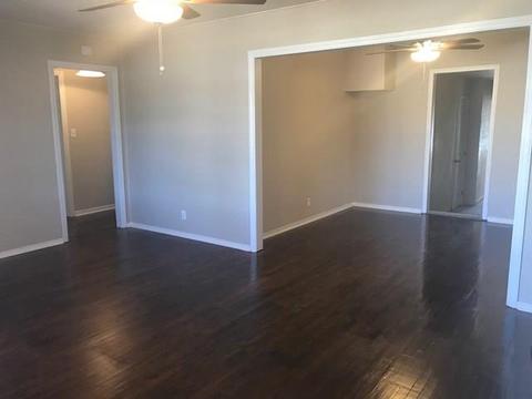 812 E Sycamore Ave, Altus, OK 73521 photo 7