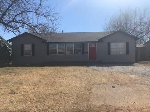 812 E Sycamore Ave, Altus, OK 73521 photo 1