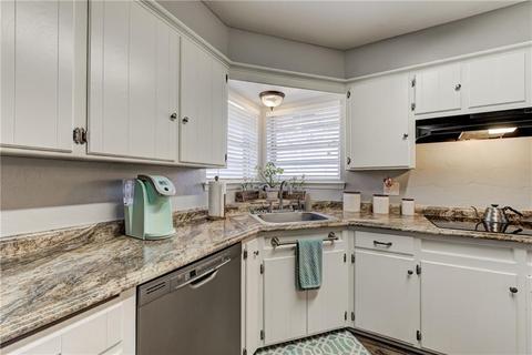 707 E 26th Street St, Edmond, OK 73013 photo 17