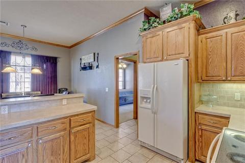 533 Elder Ln, Mustang, OK 73064 photo 12