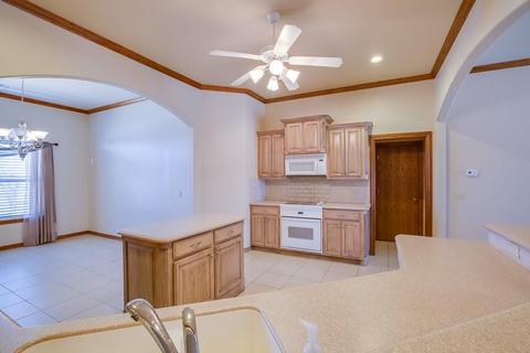 3300 Pin Oak Rd, Moore, OK 73170 photo 15