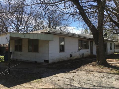 206 W Meek St, Wayne, OK 73095 photo 3