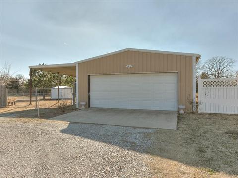 124 Shadow Ridge Dr, Mcloud, OK 74851 photo 3